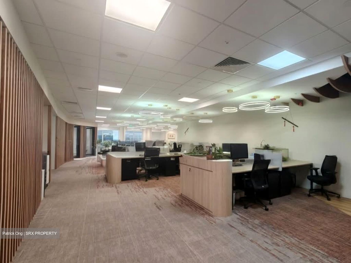 Singapore Land Tower (D1), Office #568035751